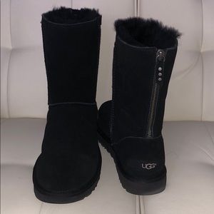 Black UGGS